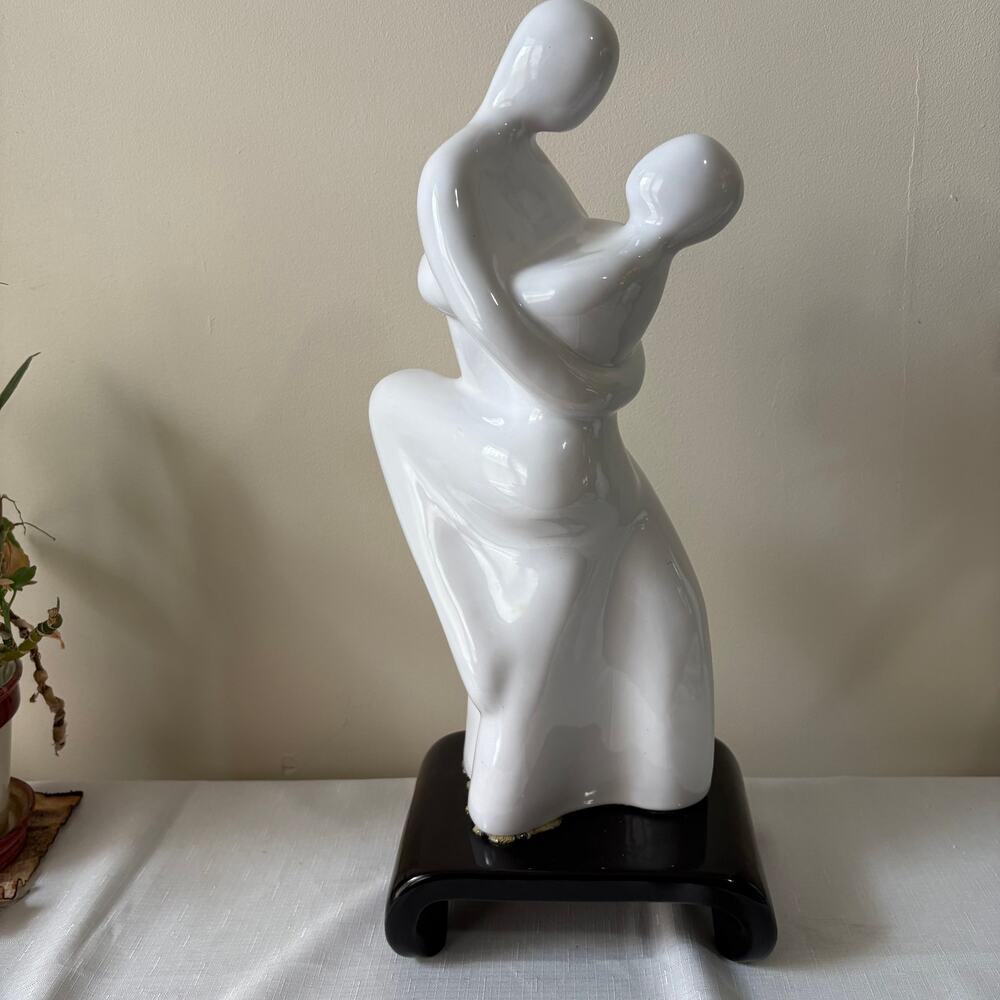 14 inch Vintage Haeger Ceramic Couple Dancing Statue
